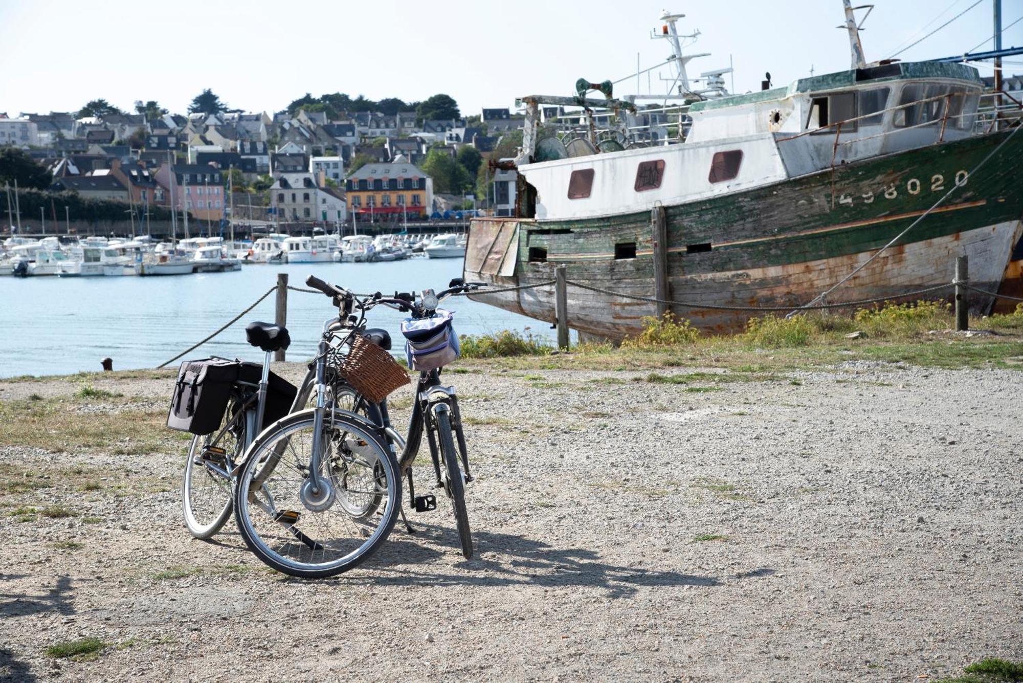 Le Tipi Bleu Tiny House Neuve Avec Terrasse Et Jardin Villa Camaret-sur-Mer Exterior foto